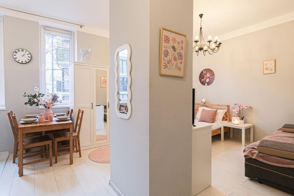 The Pink Blossom Apartment