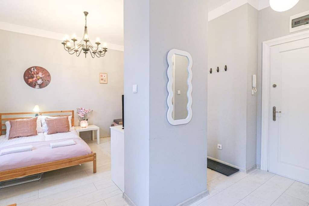 The Pink Blossom Apartment